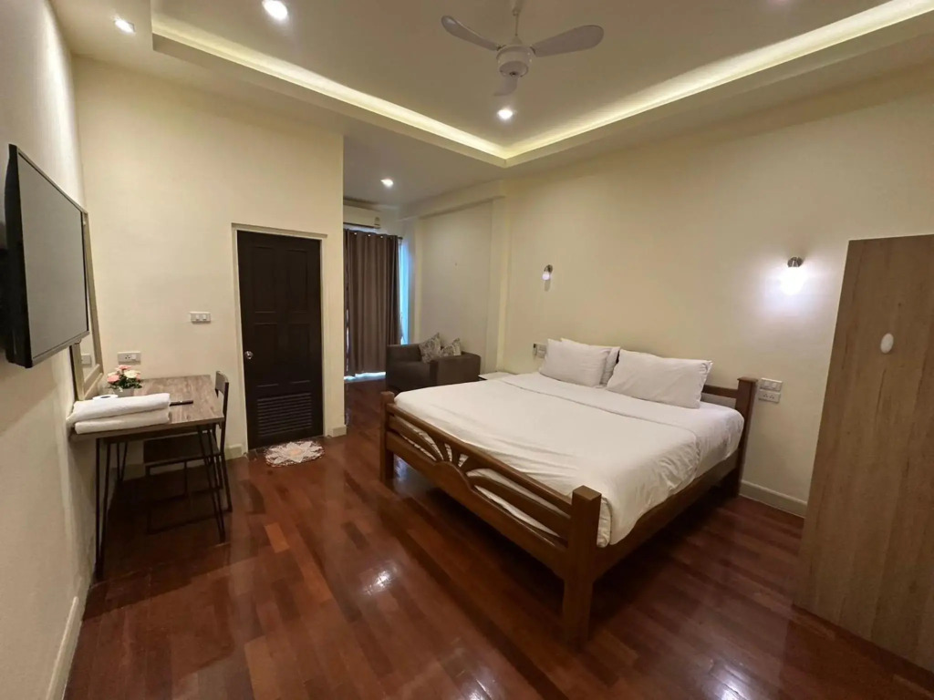 Prince Hotel Chiang Mai