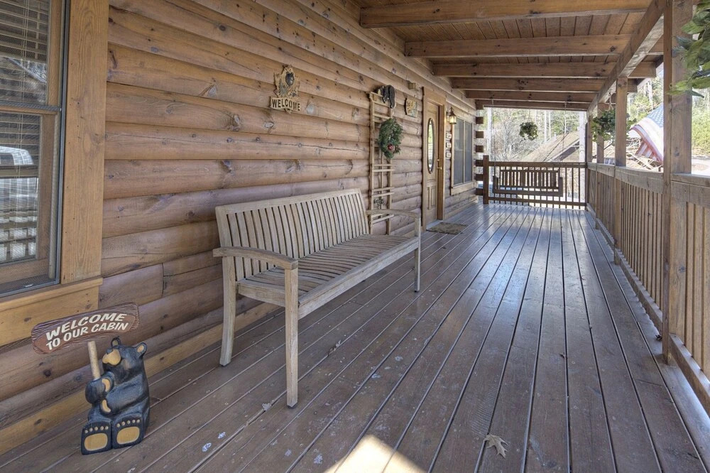 Er302 - Best Of Times Great Location-close To Town 2 Bedroom Cabin by RedAwning