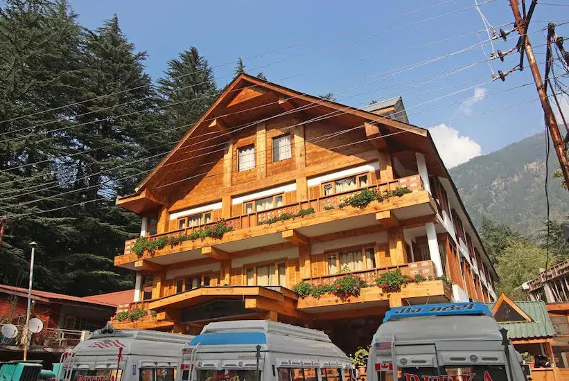 The Whispering Inn Resort & Bar Old Manali