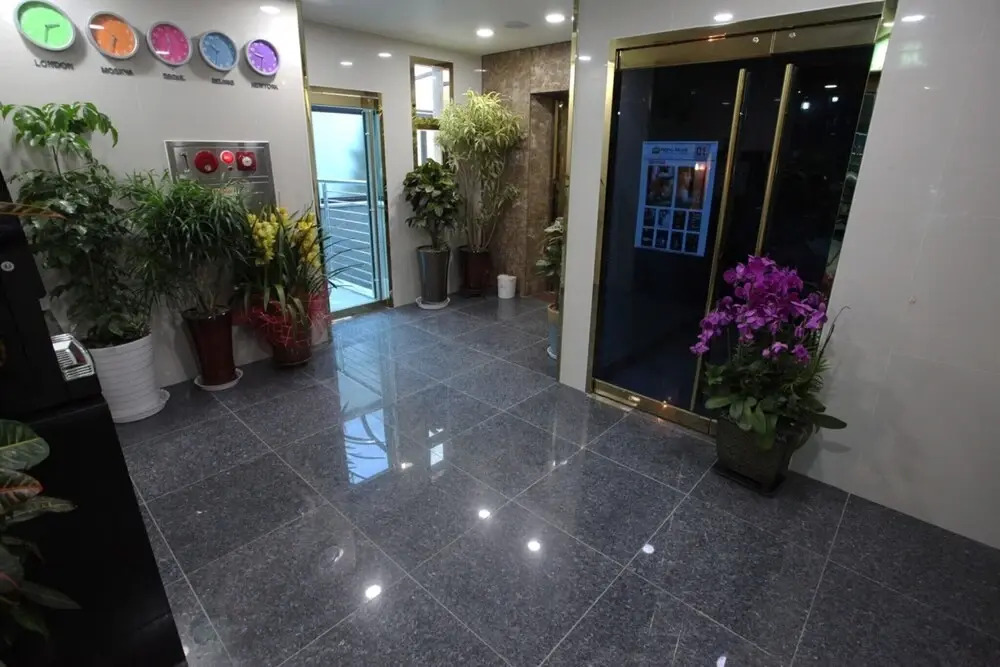 Hassen Sillim K2 Hotel