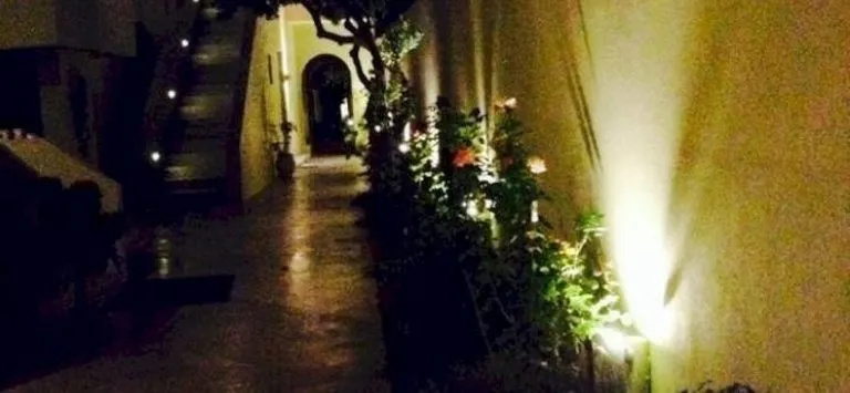 Effi Apartments