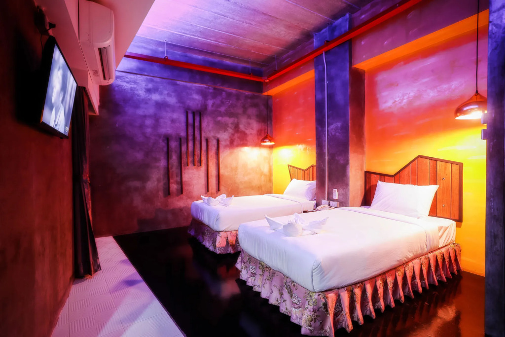PS Extra Hotel