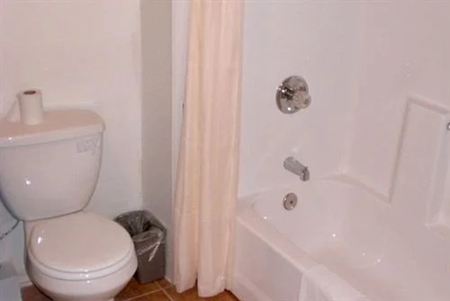 Somerville Inn and Suites