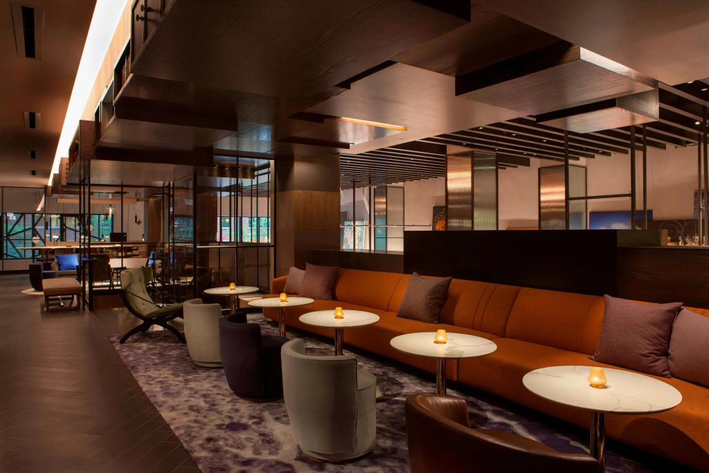 Hotel EMC2, Autograph Collection