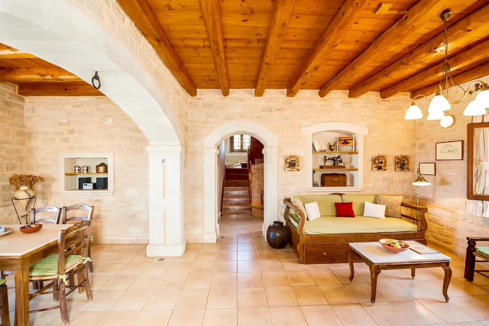 Villa Rhadamanthus