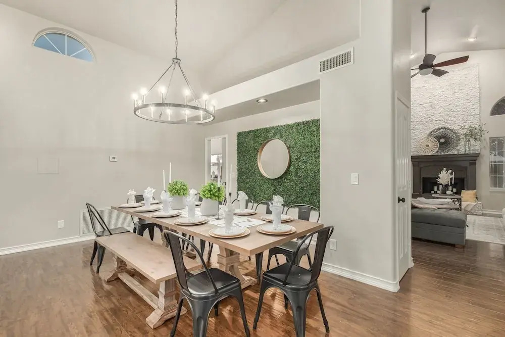 Citrus Cove Mesa 4 Bedroom Home by RedAwning