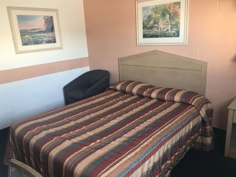 Confederation Inn