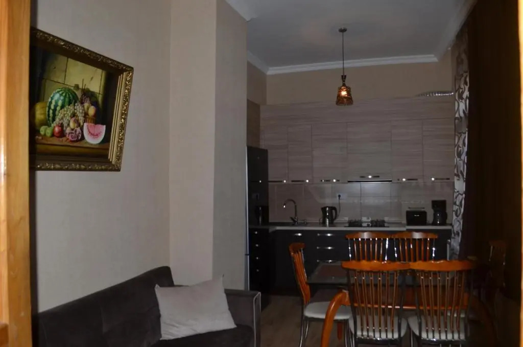 Happy Home Sololaki