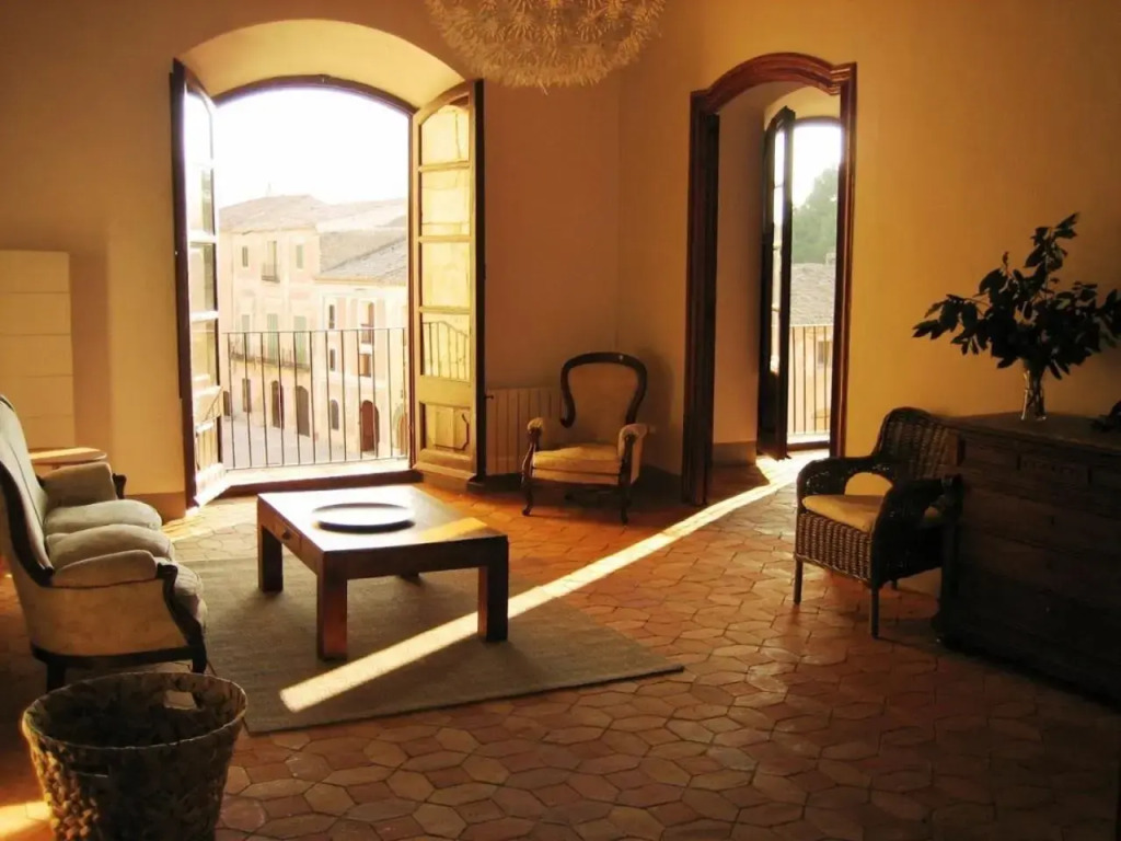 Casa lAbadia de Santes Creus, Tarragona