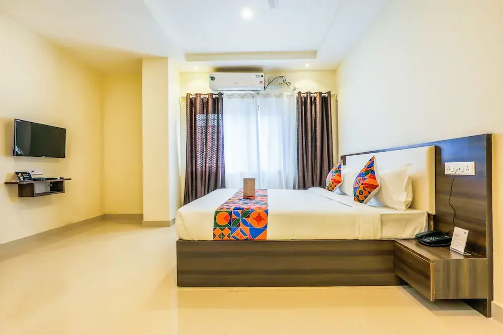 Fabhotel Elephant Suites