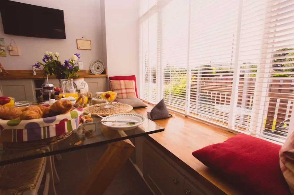 15 Alloway B&B