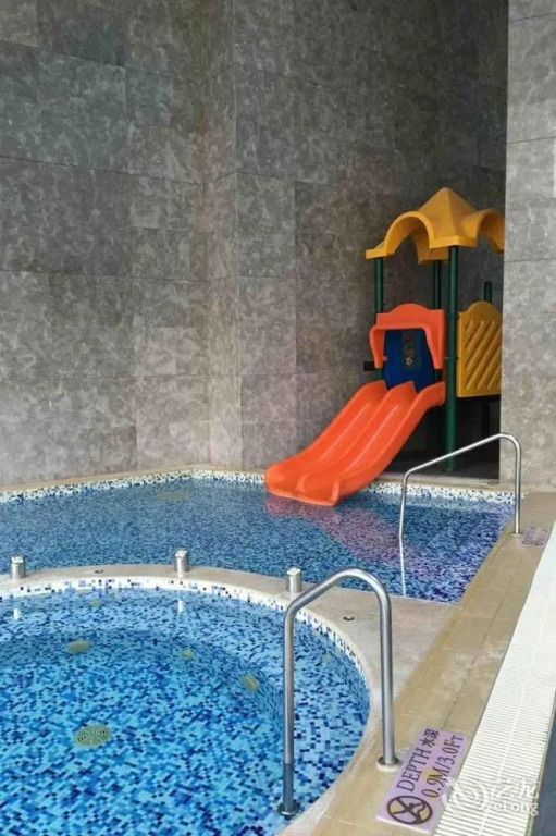 Chunlan Business Hotel