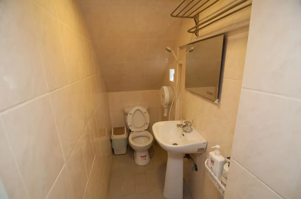 Mengqi Hostel