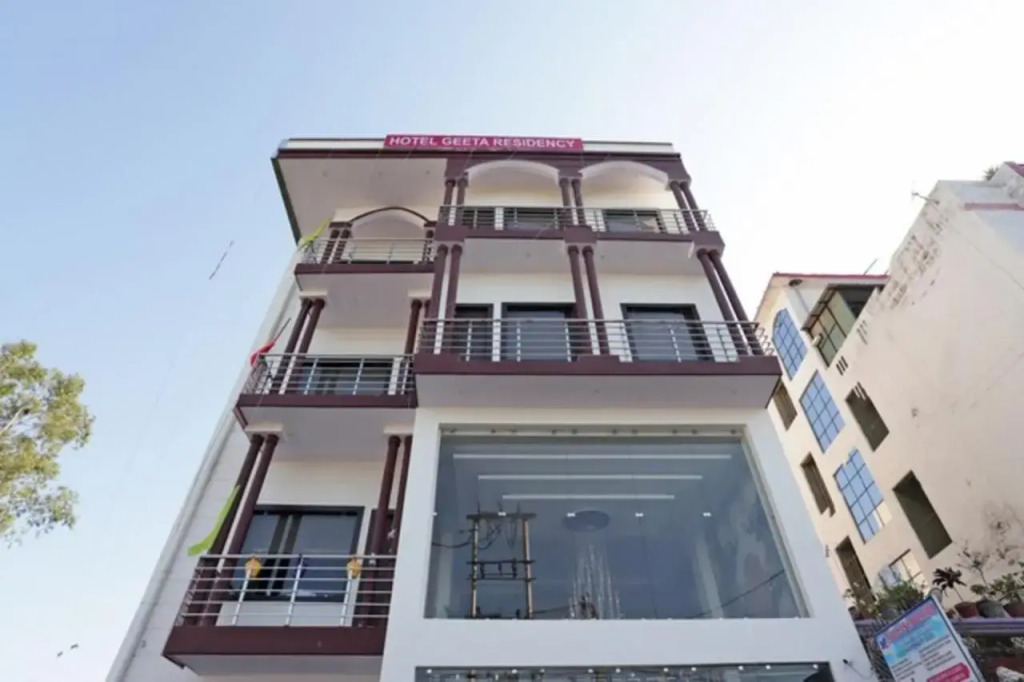 Hotel Regal Residency