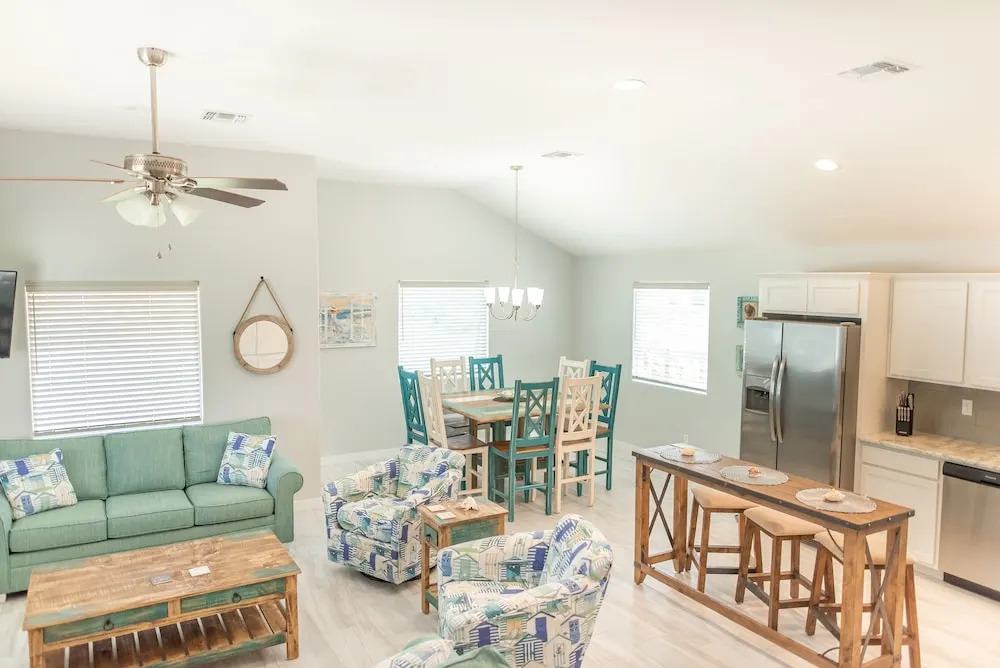 Always Beachin 4 Bedroom Home