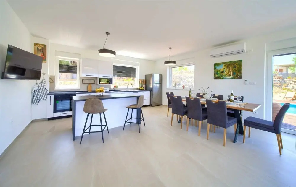 Villa BELLA VISTA with sea view