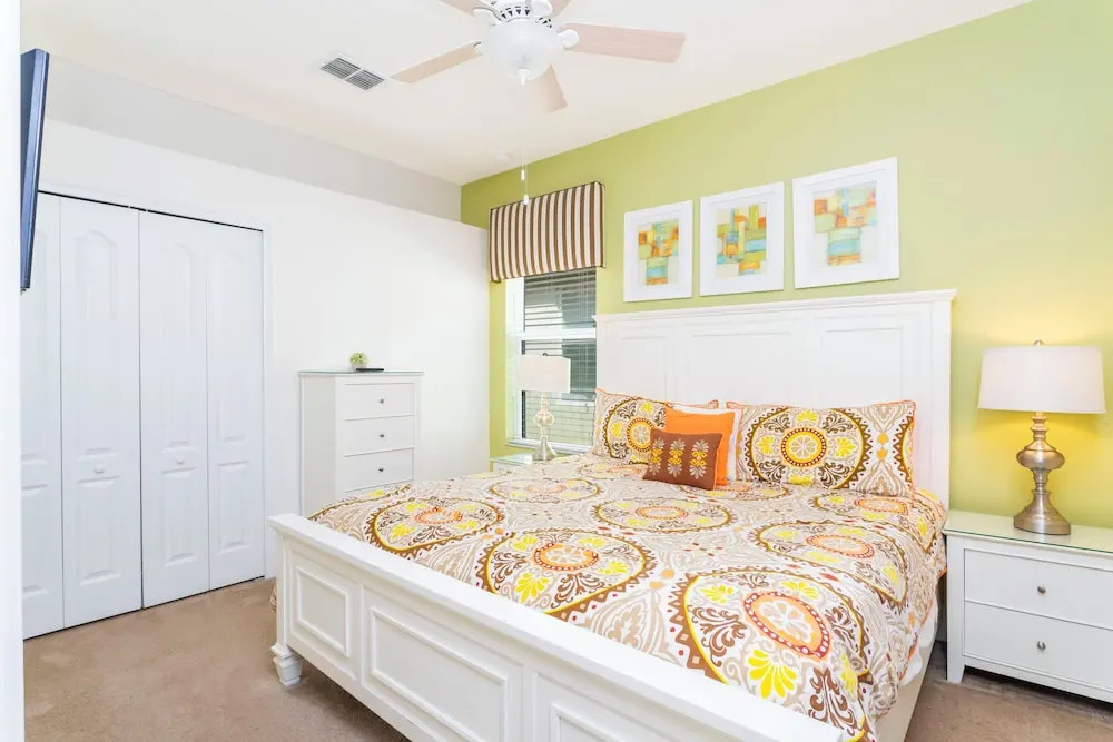 Gorgeous 4Bd with Pool @ 4072 Solterra Resort
