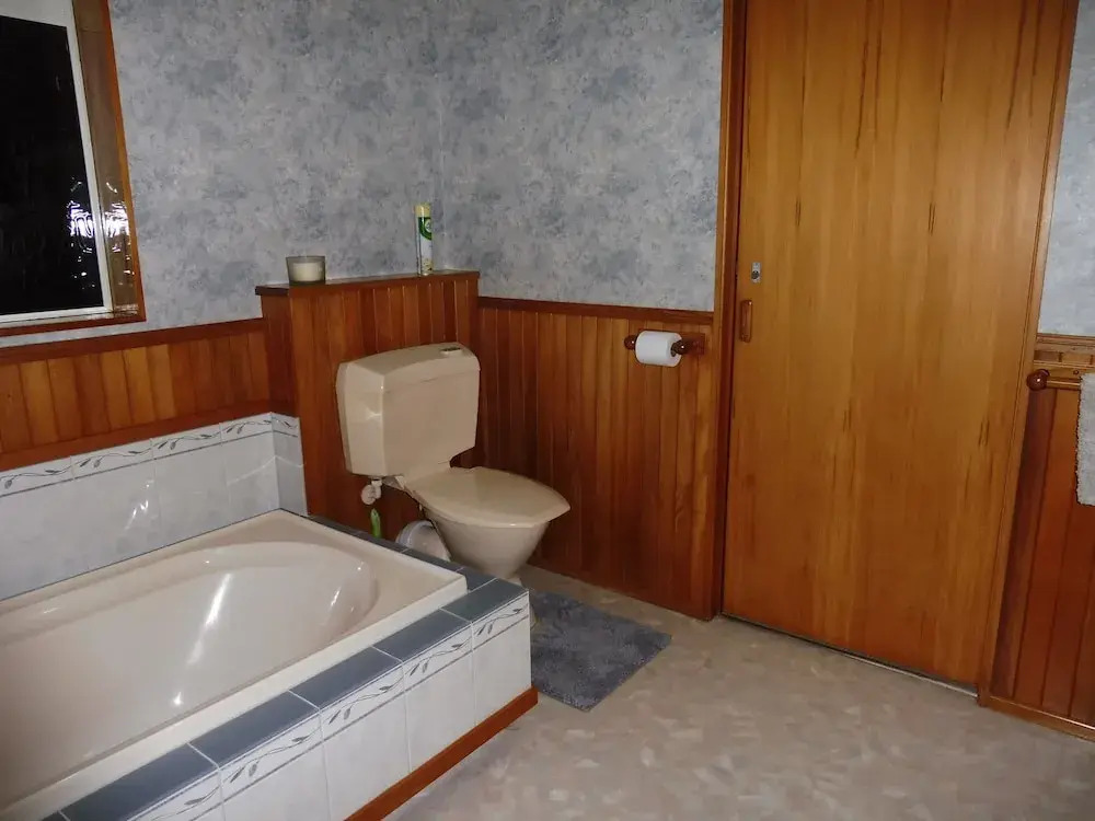 Hideaway Off Heta