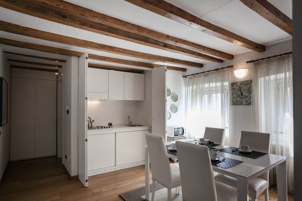 Italianway   - Corso Monforte