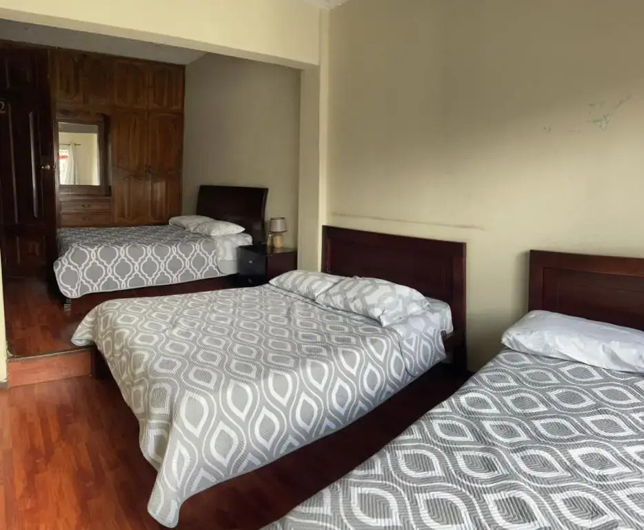 Alojamientos Hostal Rest House