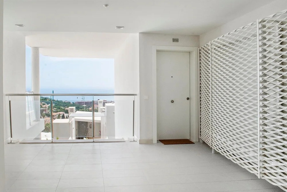 Magical Apartment in Reserva del Higueron Ref 121
