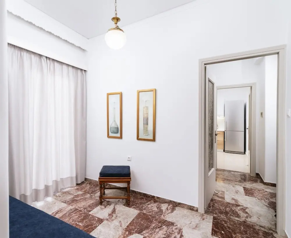 Aleksandra City Center House
