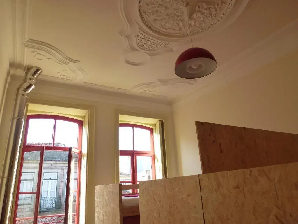 Canvas Atelier Hostel