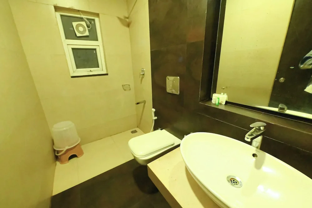 Yuvraj Palace Inn