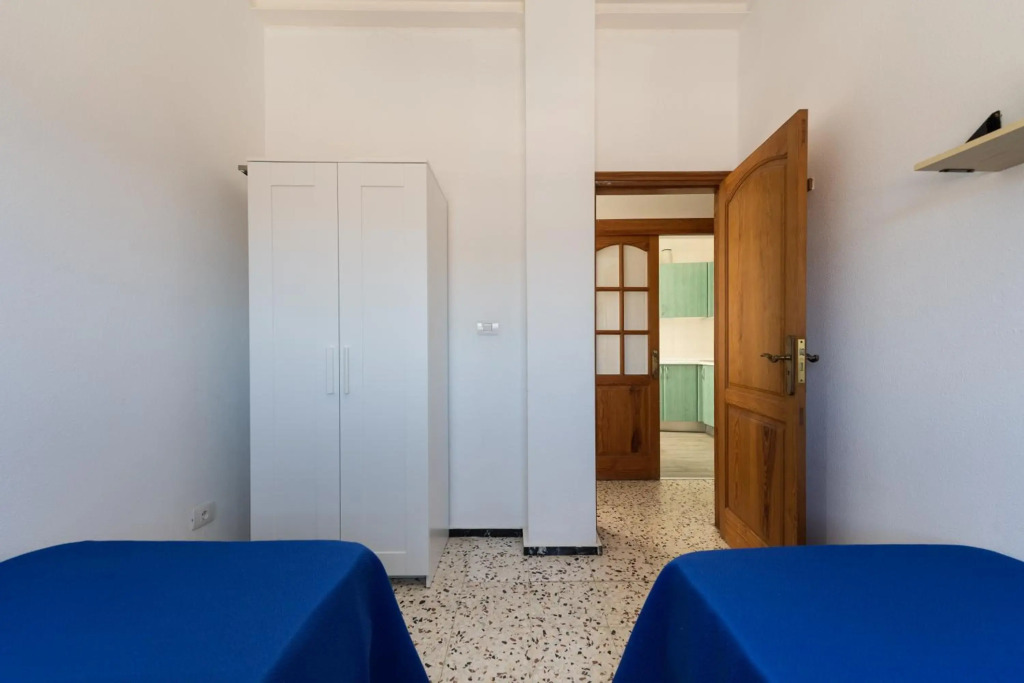 VV La Gaeta 1 "by henrypole home"