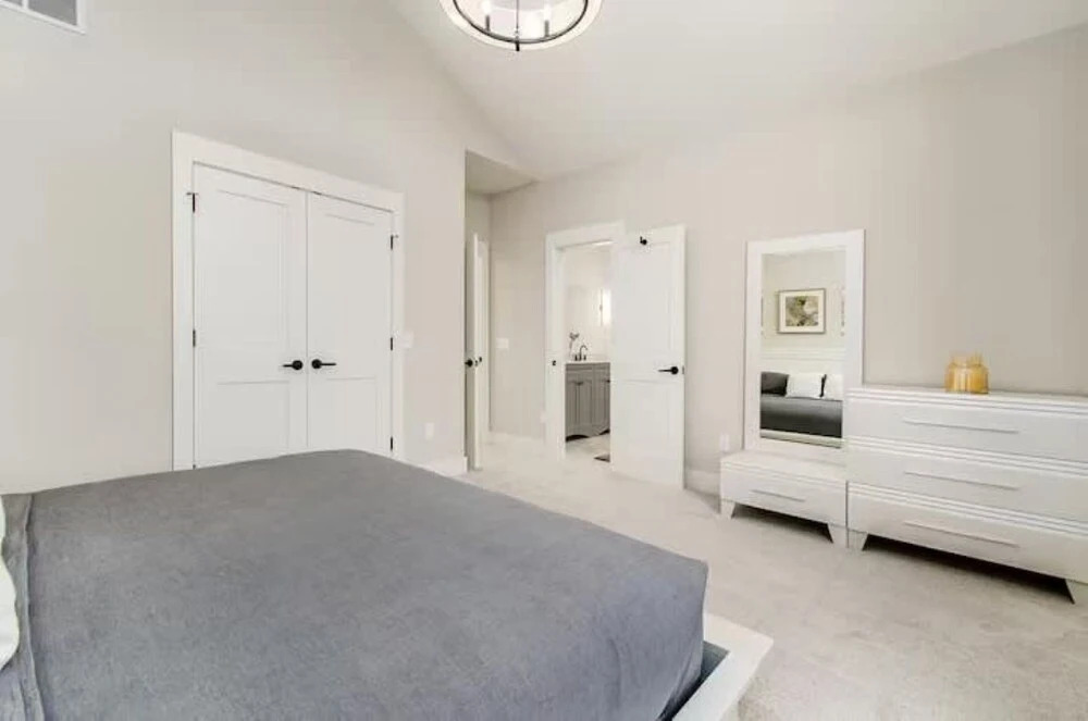 Jungle House Designer Residences - Downtown Columbus
