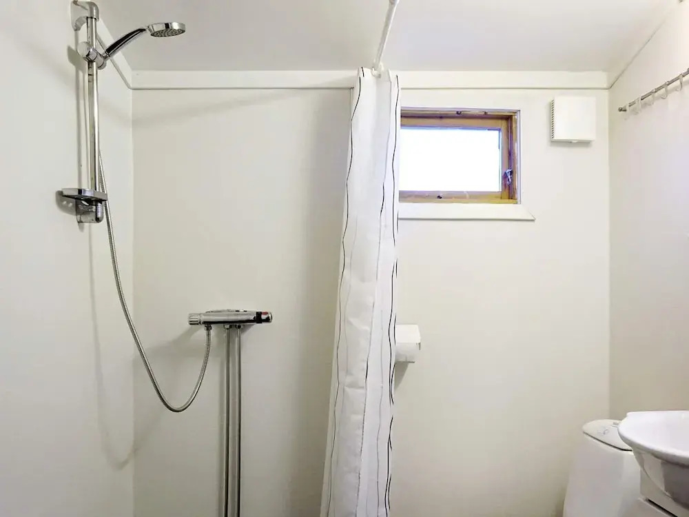 5 Person Holiday Home in Tanumshede