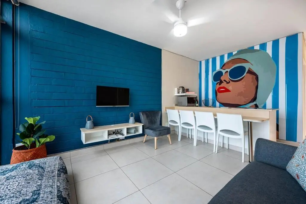 1002 La Ballito-trendy apartment with endless view