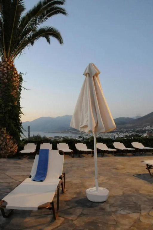 Hersonissos Village Hotel & Bungalows