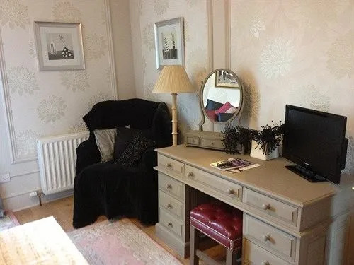 Victoria House B&B