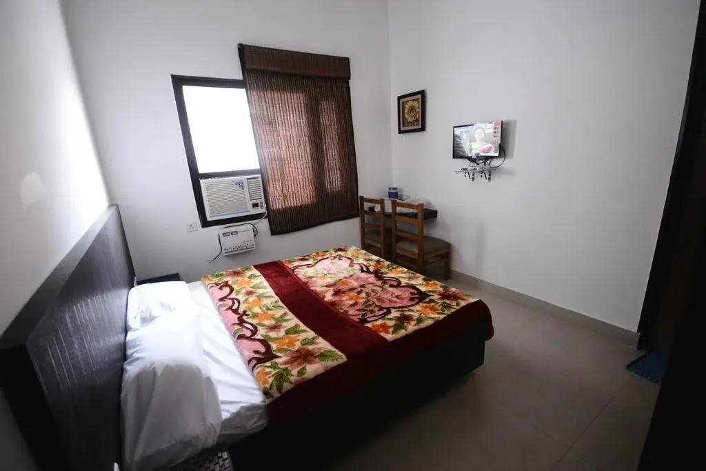 Mehra Inn