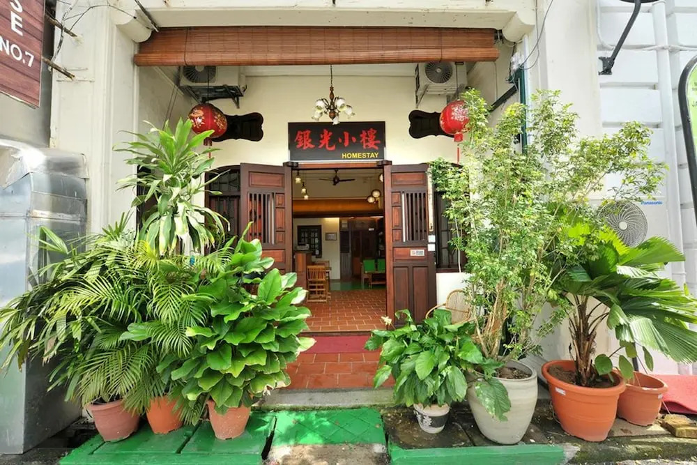 Silver Shine Guesthouse