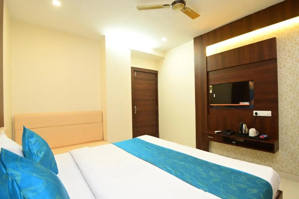 Hotel Hallmark By THC Group