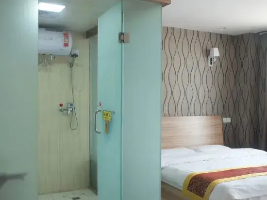 Hongdu Hotel (Korla Beishan Road Branch)