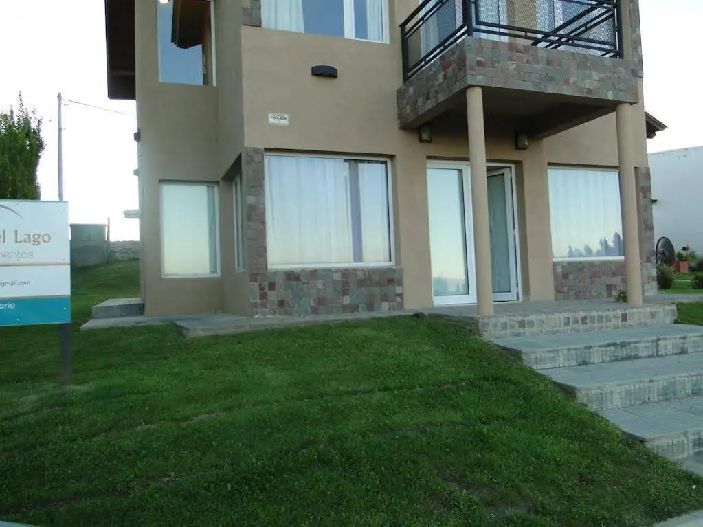 Altos del Lago departamentos