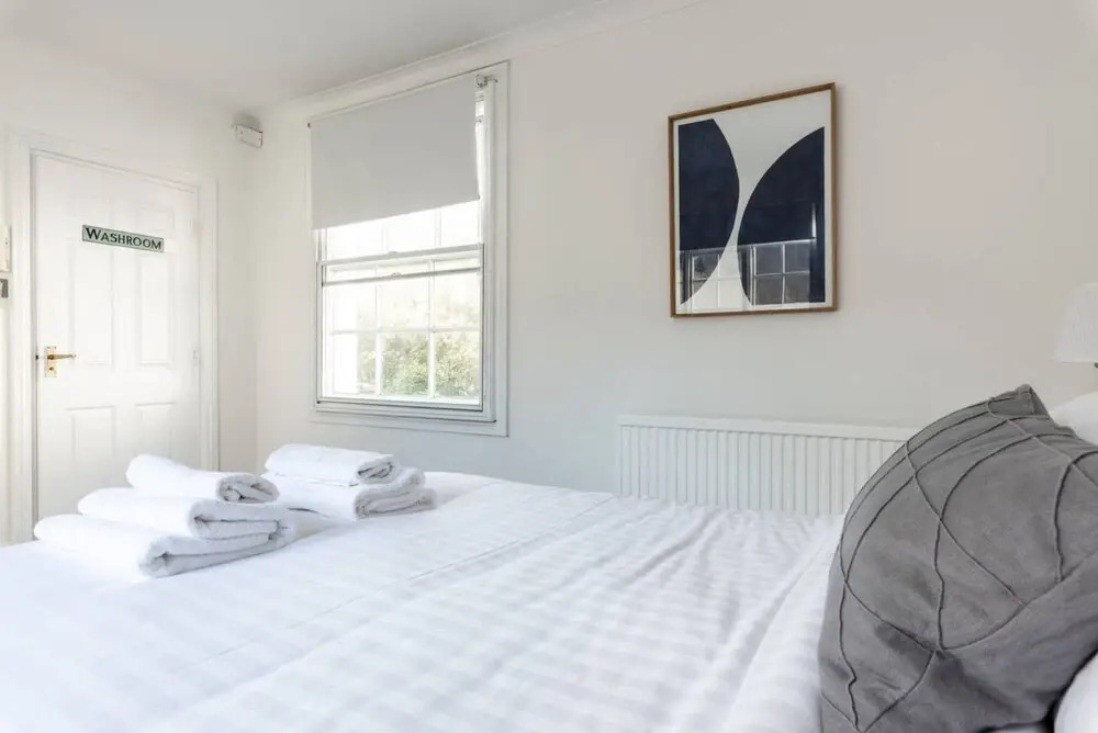 Modern 1 Bed Apartment Minutes From Brighton Beach