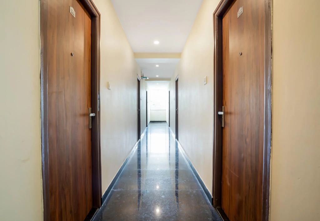 Super Hotel O Gokul Grand Near SR Nagar Police Station
