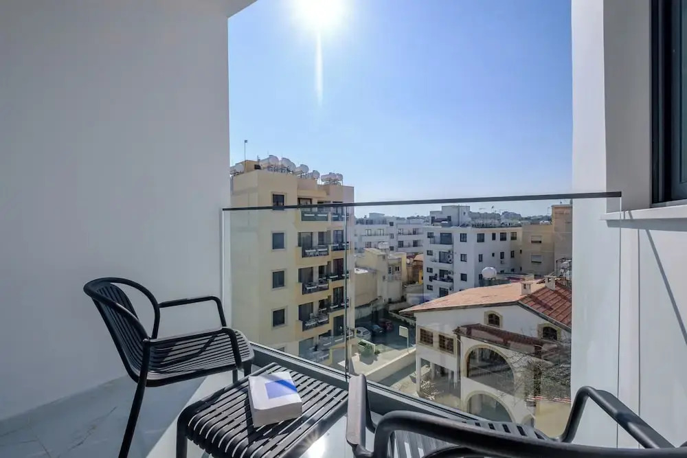 Maestro City Apartments