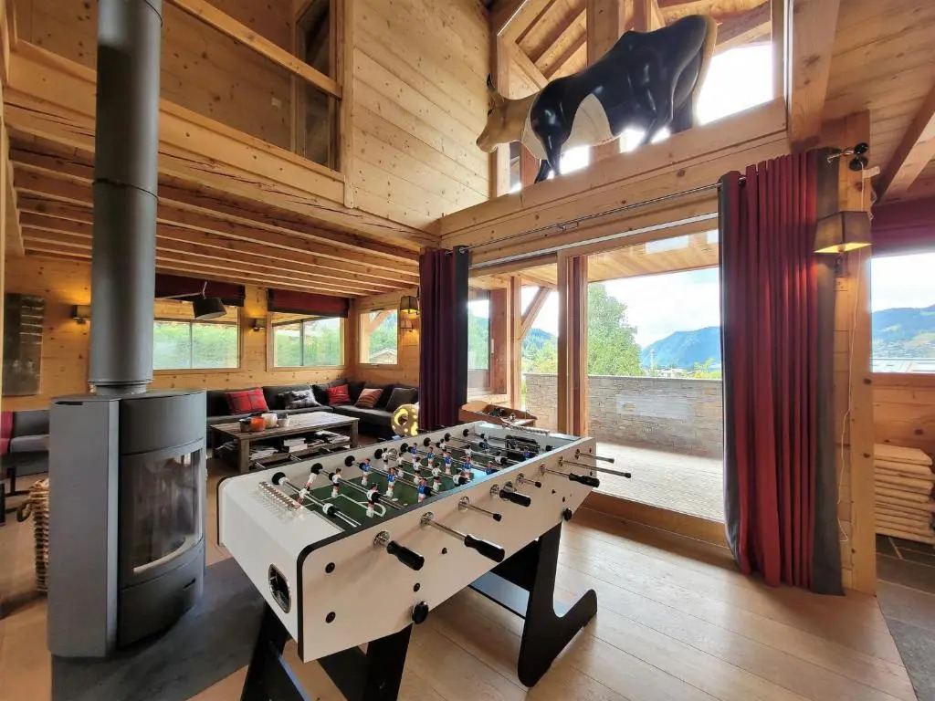 Chalet de prestige, proche des pistes aux Gets - FR-1-598-27