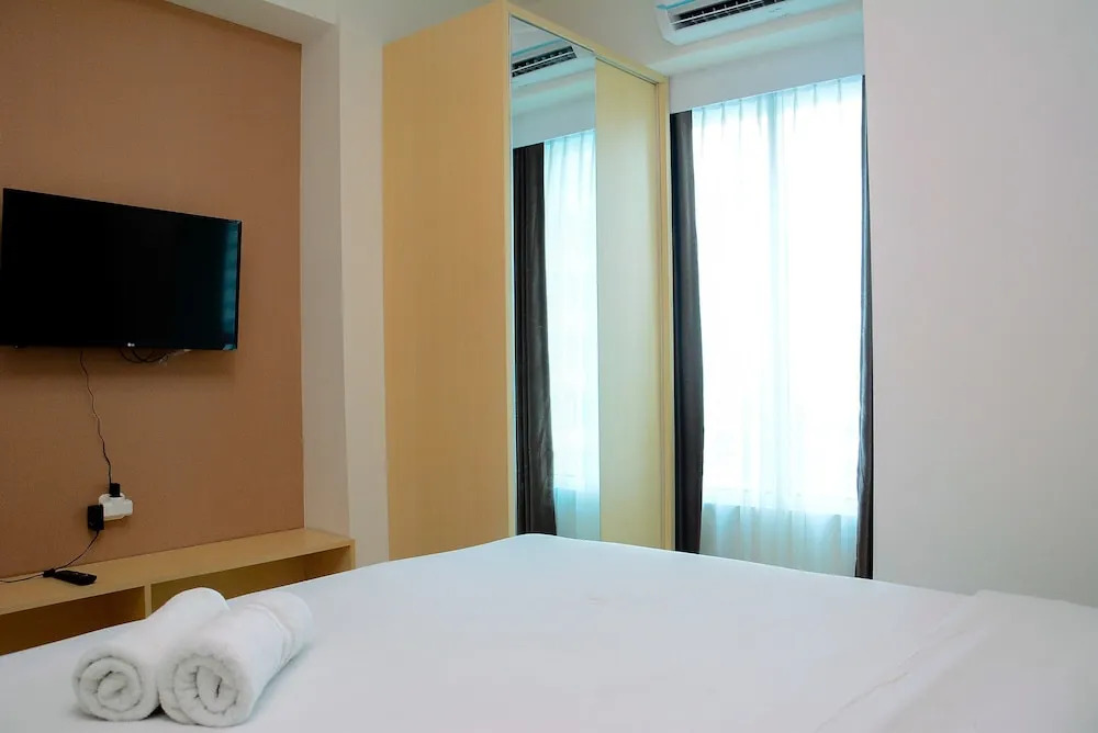 Minimalist and Homey 1BR Grand Kamala Lagoon Apartment