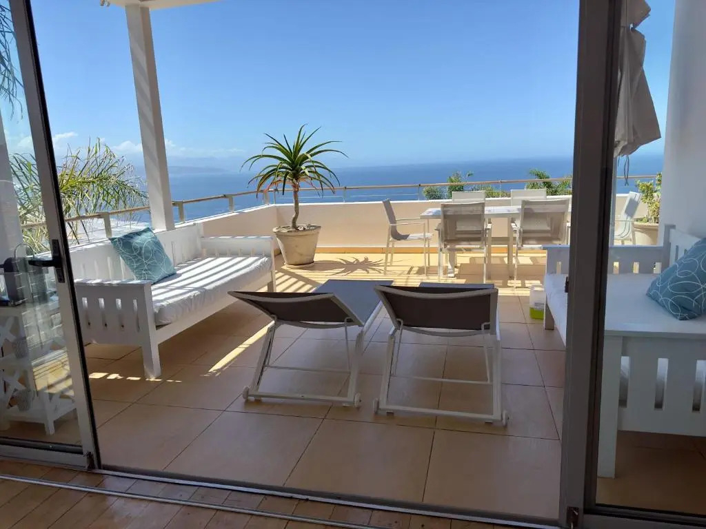 Penthouse 230m2 on the Sea