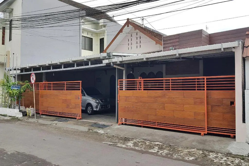 OYO 90095 Indah Homestay