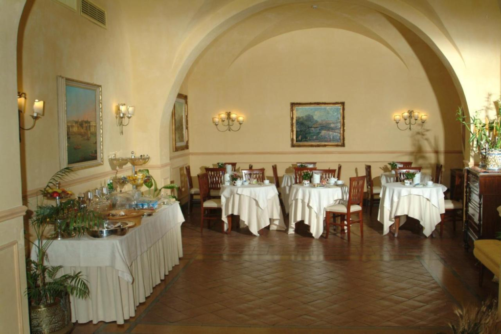 Hotel La Ville