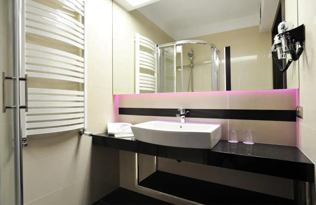 Hotel 3 Trio