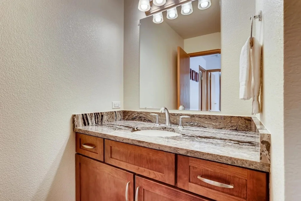 Ravenswood 203A - 1 Br Home