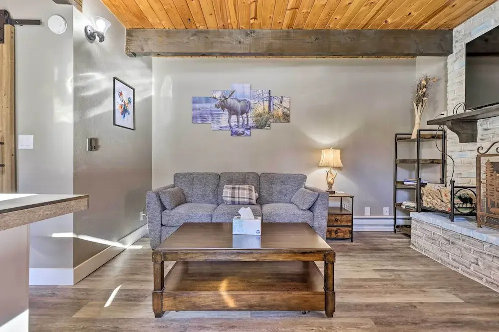 1/2 Mi to Chairlift! Breck Condo w/ Hot Tub Access